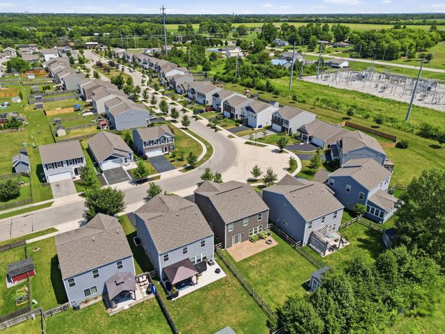 407 Nells Way, Lockbourne, OH 43137