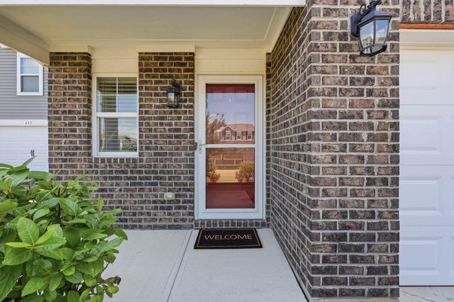 407 Nells Way, Lockbourne, OH 43137