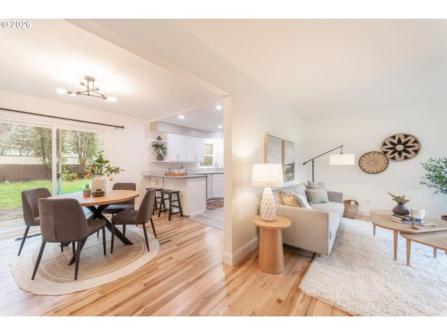 15452 Se BUSH St, Portland, OR 97236