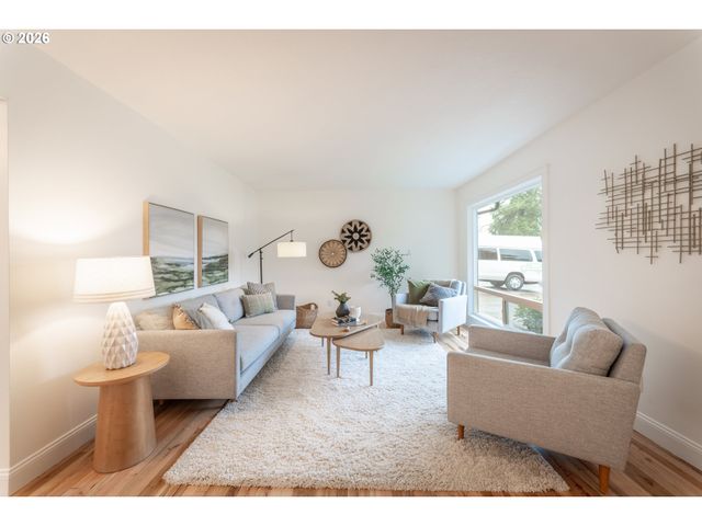 15452 Se BUSH St, Portland, OR 97236