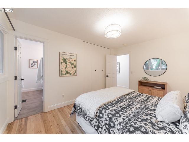 15452 Se BUSH St, Portland, OR 97236