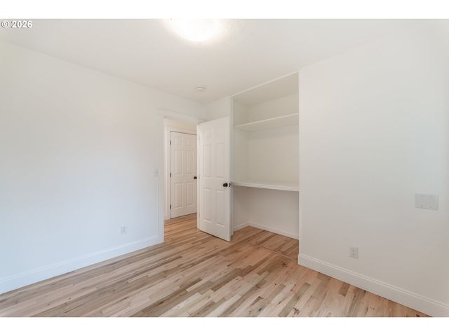 15452 Se BUSH St, Portland, OR 97236