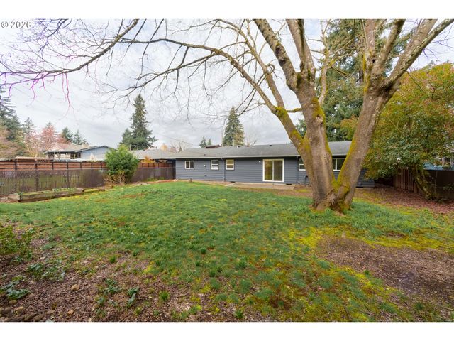 15452 Se BUSH St, Portland, OR 97236