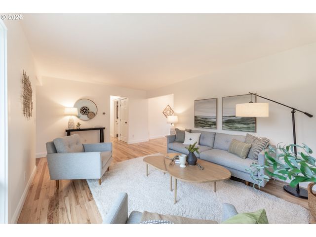 15452 Se BUSH St, Portland, OR 97236