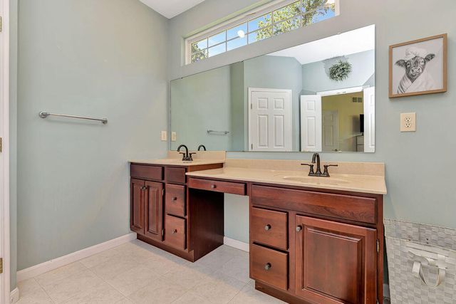 8419 Old World Court, Union, KY 41091