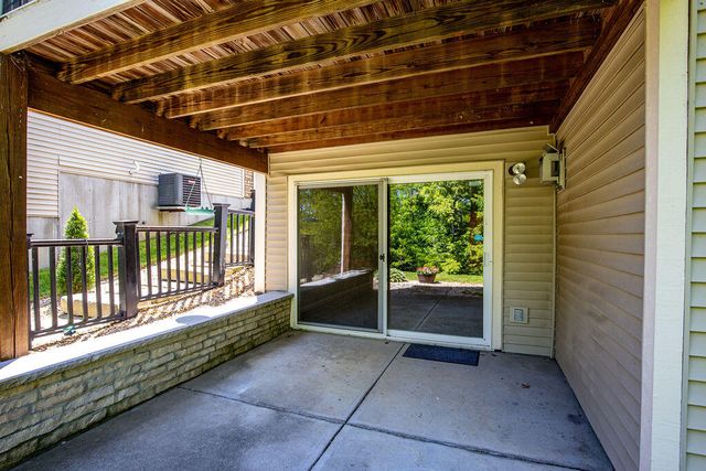 8419 Old World Court, Union, KY 41091