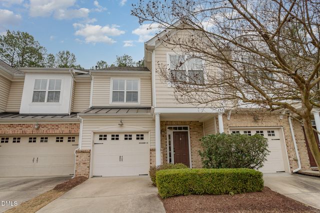 233 Murray Glen Drive, Cary, NC 27519
