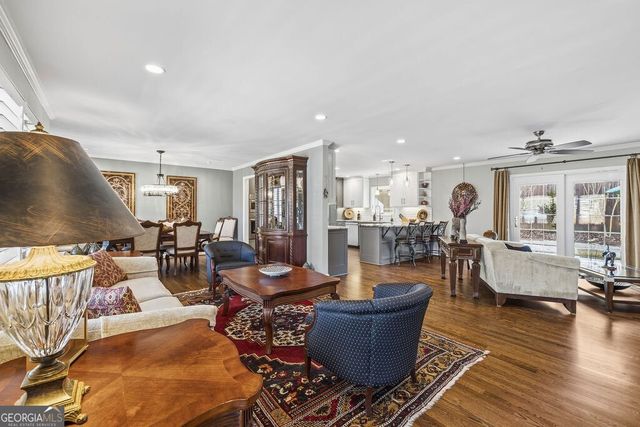 2318 Midvale Circle, Tucker, GA 30084