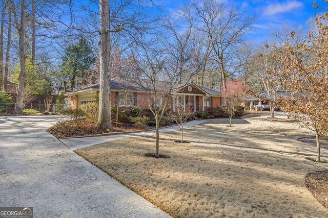 2318 Midvale Circle, Tucker, GA 30084