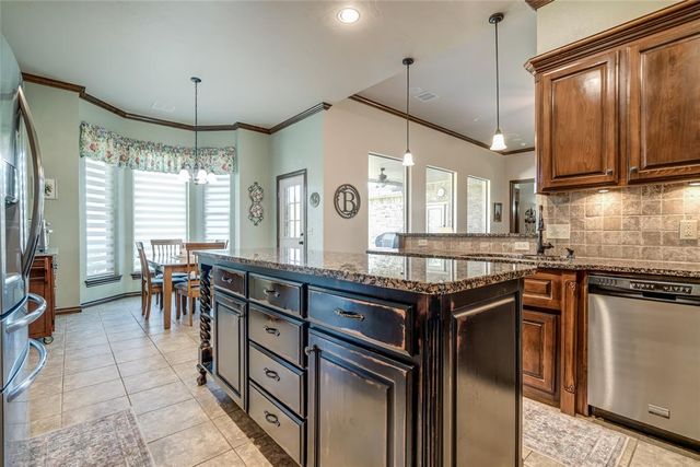 16336 Winding Park Drive, Edmond, OK 73013
