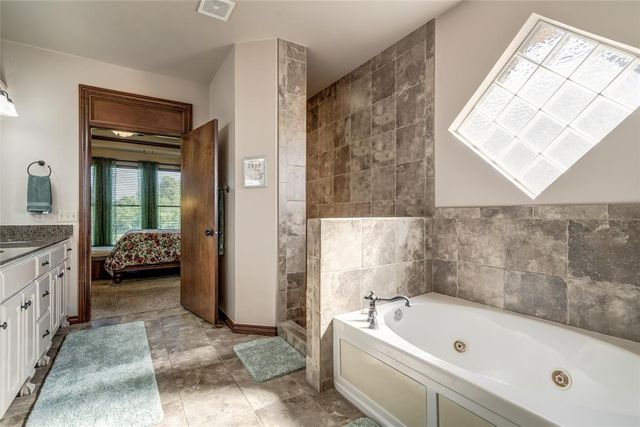 16336 Winding Park Drive, Edmond, OK 73013