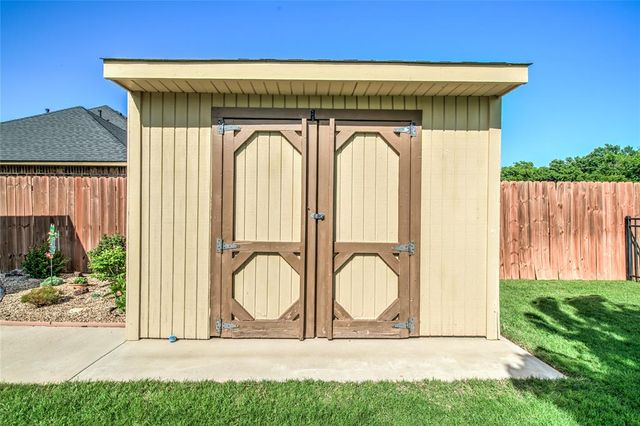 16336 Winding Park Drive, Edmond, OK 73013