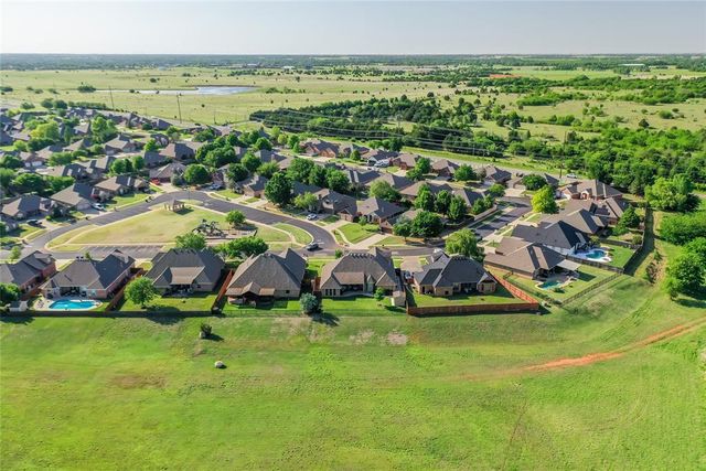 16336 Winding Park Drive, Edmond, OK 73013