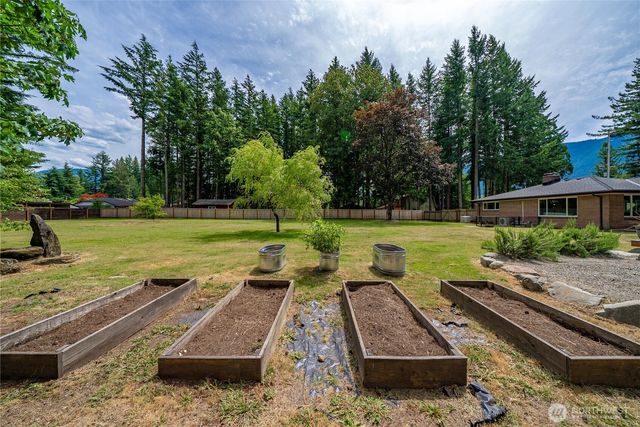 13410 432nd Avenue SE, North Bend, WA 98045