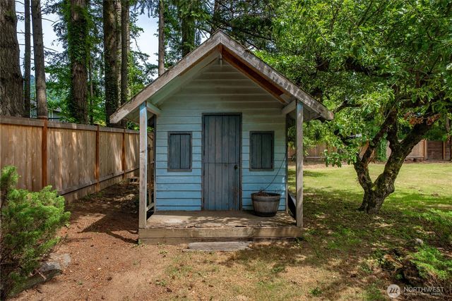 13410 432nd Avenue SE, North Bend, WA 98045