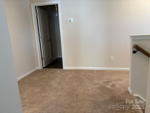 7121 Maple Run Circle, Charlotte, NC 28215