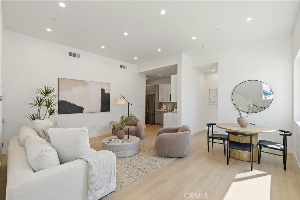 15634 Sombra Avenue A, Lawndale, CA 90260 — photo 4