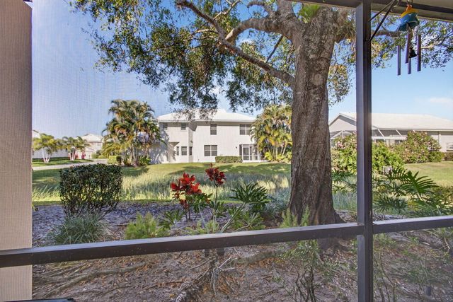 107 Waterview Drive, Palm Beach Gardens, FL 33418