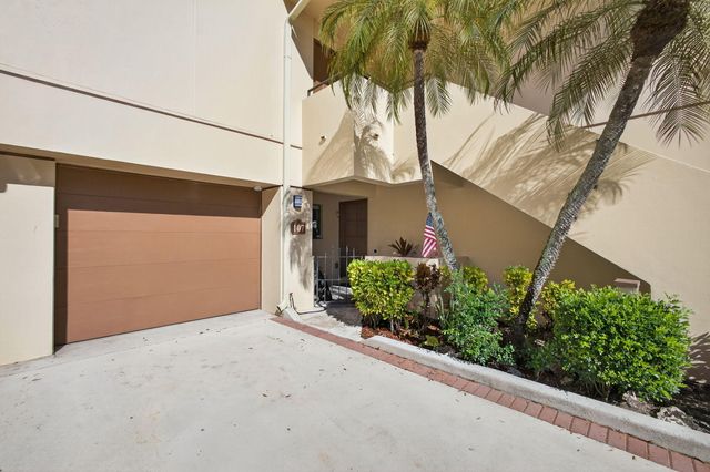 107 Waterview Drive, Palm Beach Gardens, FL 33418