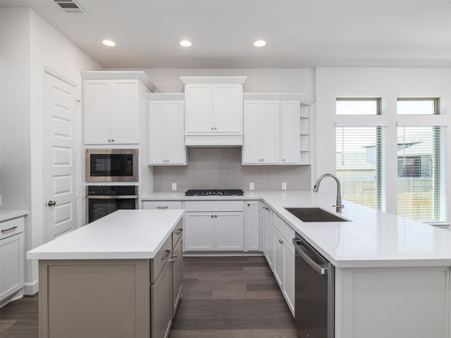 217 Gary Wayne DR, Liberty Hill, TX 78642