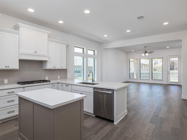 217 Gary Wayne DR, Liberty Hill, TX 78642