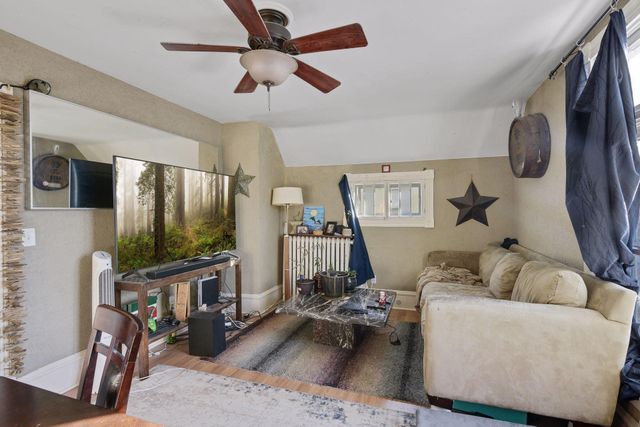 3117 Harriet Avenue, Minneapolis, MN 55408