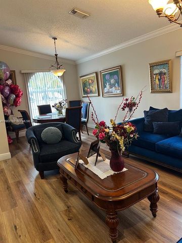 4911 SW 142nd Place, Miami, FL 33175