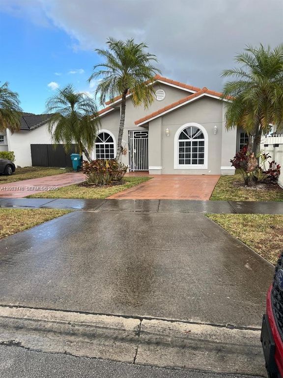 4911 SW 142nd Place, Miami, FL 33175