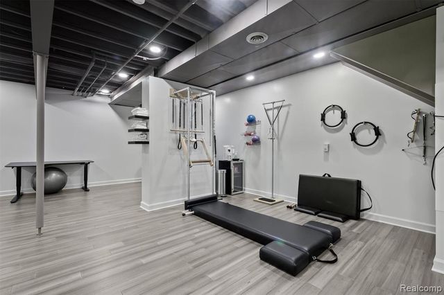 6441 Huron Creek Court, Dexter, MI 48130