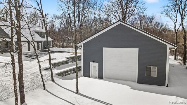 6441 Huron Creek Court, Dexter, MI 48130