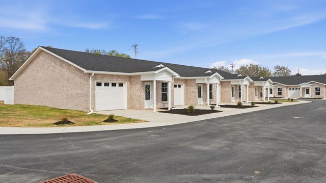 741 Kings Ln Apt B11, Tullahoma, TN 37388