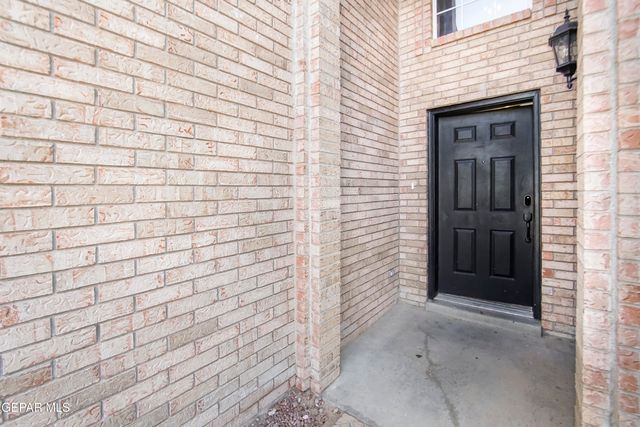 918 Bellacumbre Drive, El Paso, TX 79912