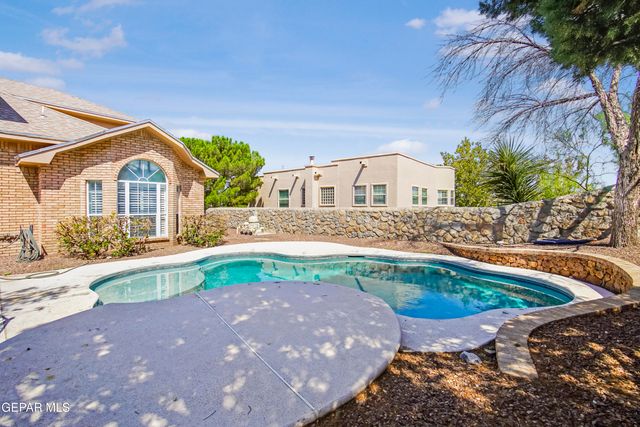 918 Bellacumbre Drive, El Paso, TX 79912