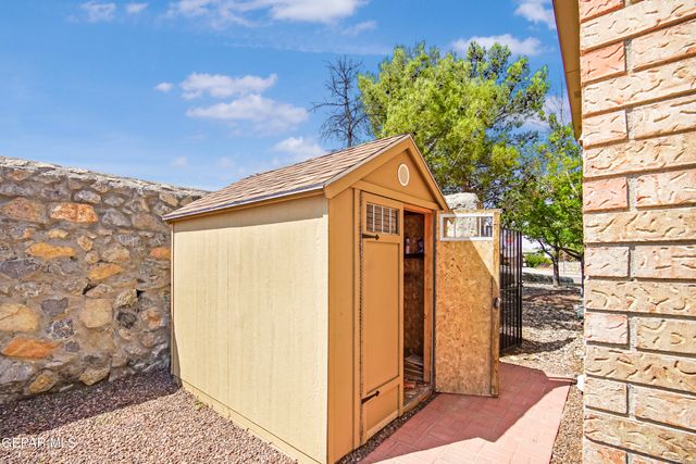 918 Bellacumbre Drive, El Paso, TX 79912