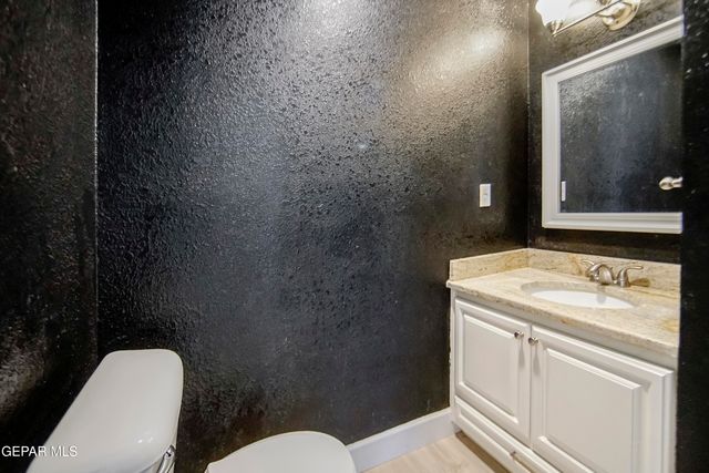 918 Bellacumbre Drive, El Paso, TX 79912