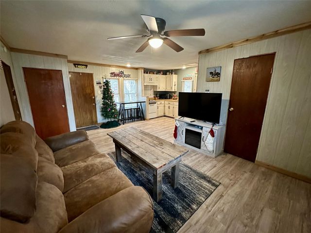 53 LITTLE OLE Trail, Pottsboro, TX 75076