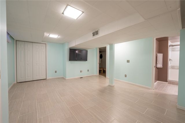 717 Brinker Ave, Latrobe, PA 15650