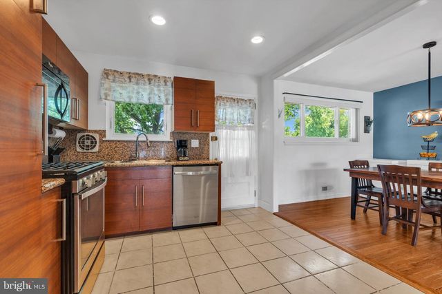 34 HAINES MILL RD, Delran, NJ 08075