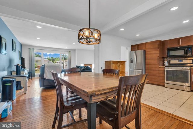 34 HAINES MILL RD, Delran, NJ 08075