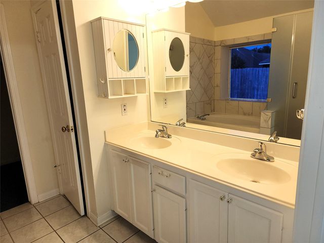 3103 Gatesbury North Drive, Houston, TX 77082