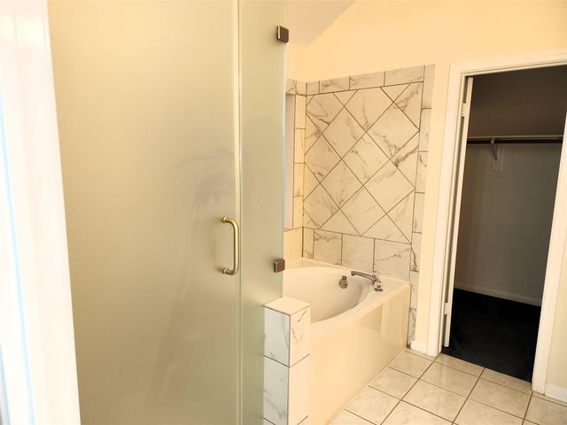 3103 Gatesbury North Drive, Houston, TX 77082