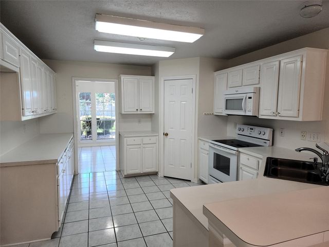 3103 Gatesbury North Drive, Houston, TX 77082