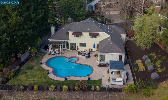 4060 Sugar Maple Dr, Danville, CA 94506
