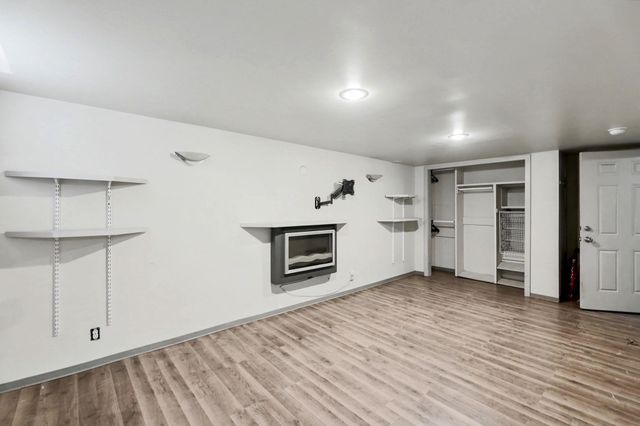 1034 N Estelle Ave, Wichita, KS 67214