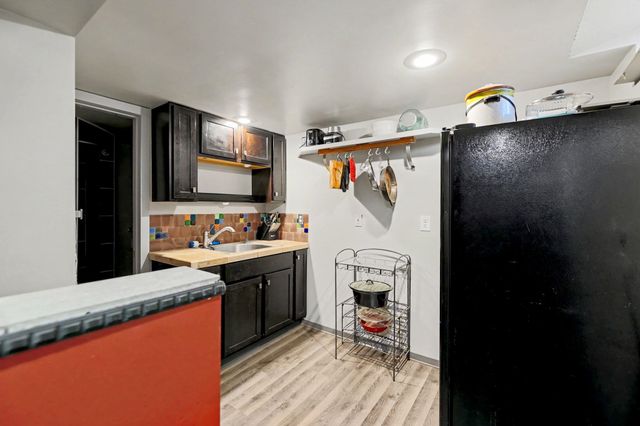 1034 N Estelle Ave, Wichita, KS 67214