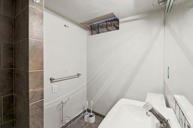 1034 N Estelle Ave, Wichita, KS 67214