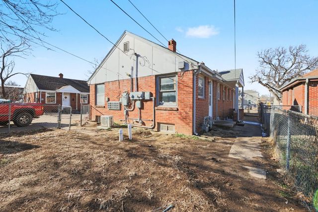 1034 N Estelle Ave, Wichita, KS 67214