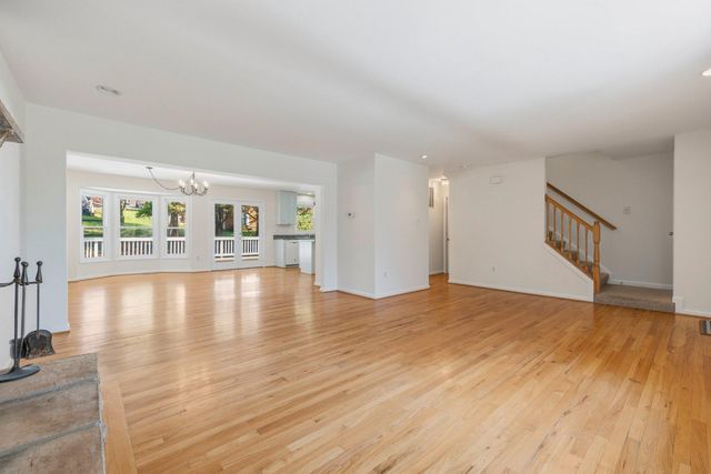 6934 MEADOWLAKE RD, New Market, MD 21774