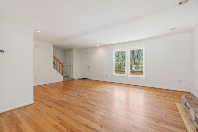 6934 MEADOWLAKE RD, New Market, MD 21774