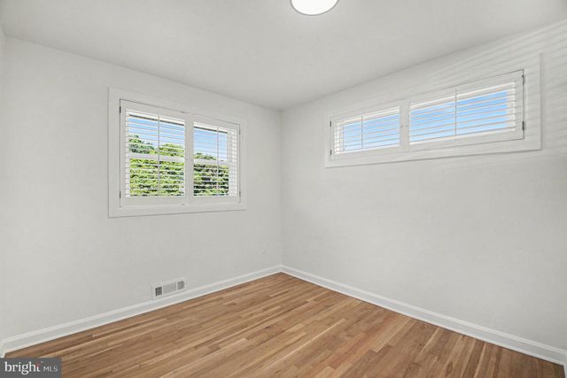 2217 N EARLEY ST, Alexandria, VA 22302